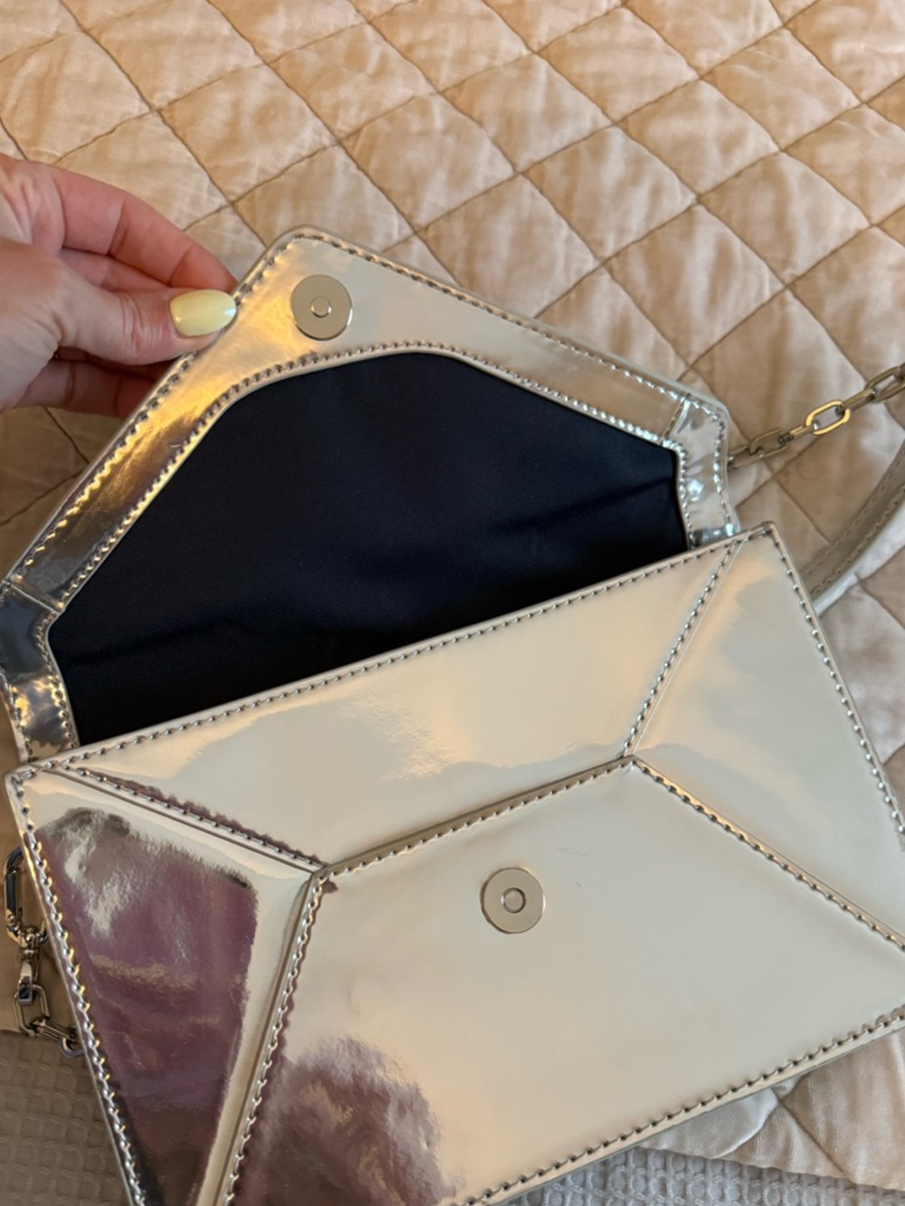Tory Burch mirrored shoulder bag - Picture 3 of 3